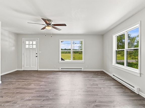 4th image of 1875 Hanshaw Rd