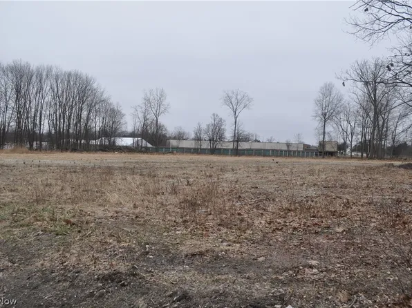 S Freeway Dr, Macedonia, OH 44056