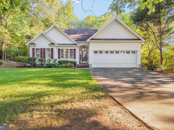137 Hunters Trl SE, Calhoun, GA 30701