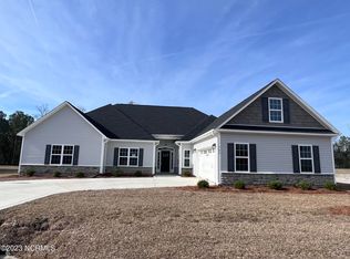 702 Cape Blanco Ct, Sneads Ferry, NC 28460