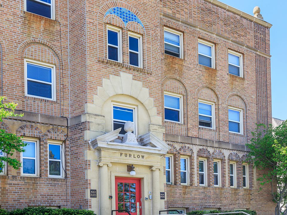 Building Photo 4