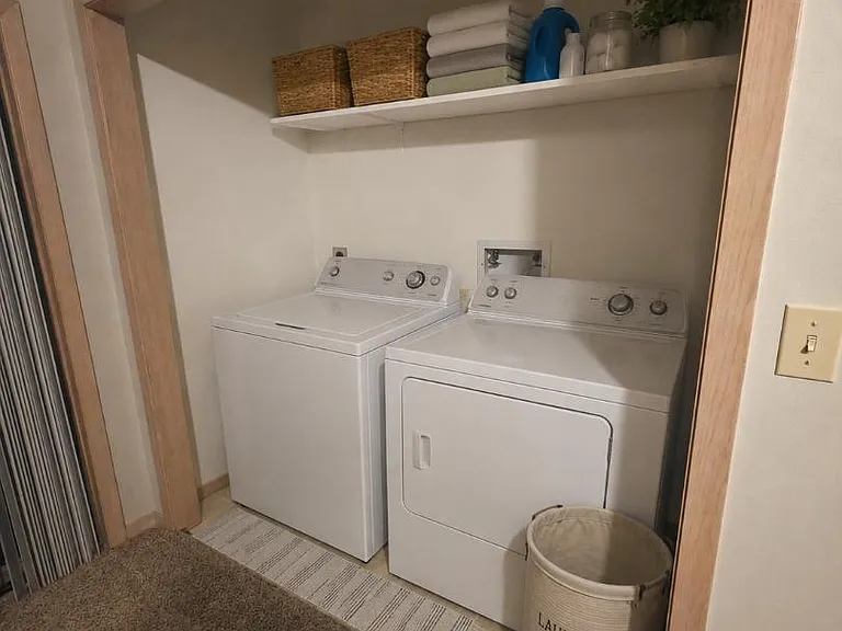 Unit Photo