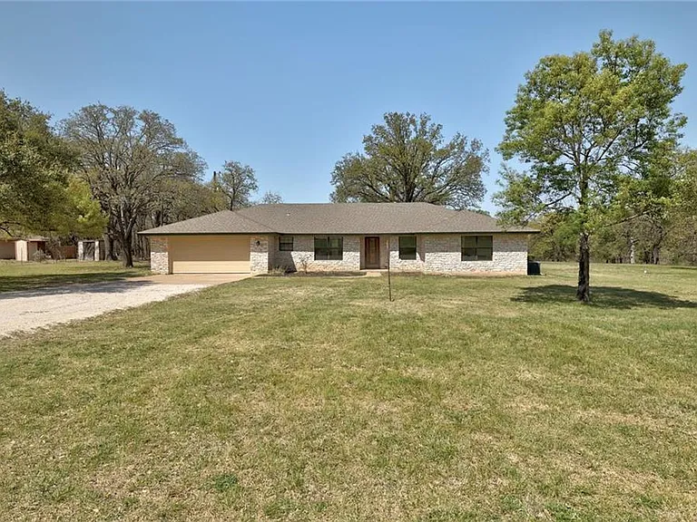 207 Rancho Bueno Dr — Photo 1