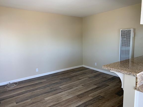 5th image of 11922 S Budlong Ave
