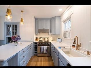 82 Center St, Nantucket, MA 02554