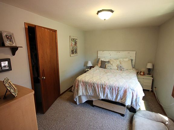 5th image of 273 E 2nd St #1