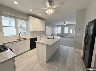 78 8th St, Wood Ridge, NJ 07075