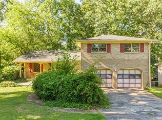 4007 Bontura Ct, Stone Mountain, GA 30083