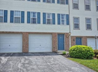 1112 Hearthridge Ln, York, PA