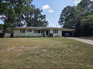1405 Hillcrest Dr, Searcy, AR 72143