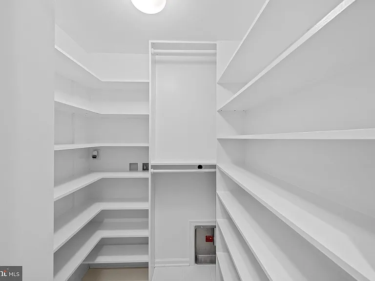 1116 Autumn Brook Ave — Photo 56