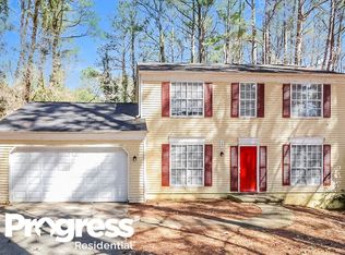 446 Sherwood Cir, Stone Mountain, GA 30087