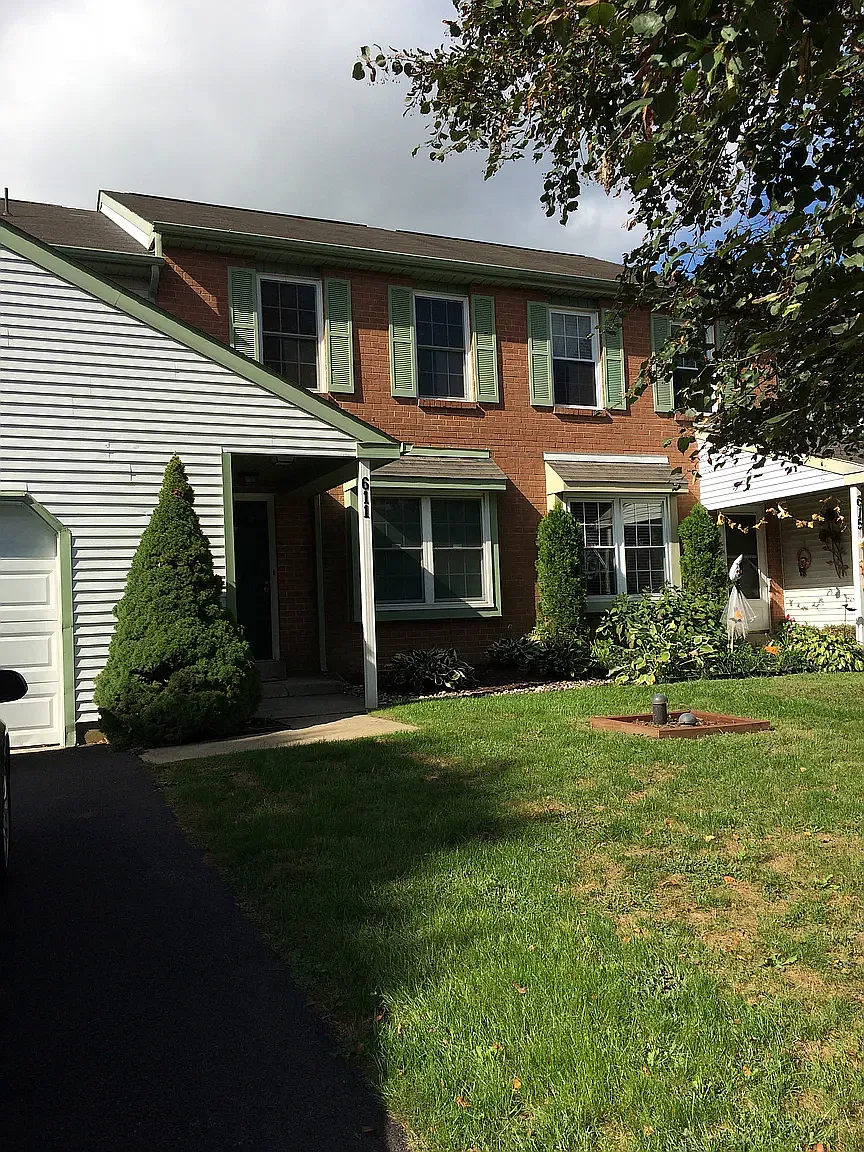 2 bed, $2,100 — Photo 1