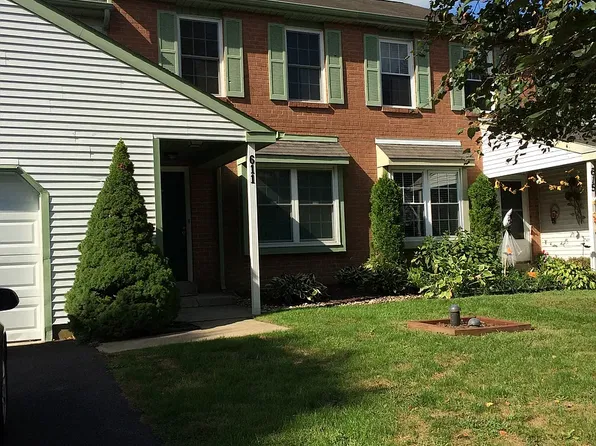 611 Wrensong Rd #A, Yardley, PA 19067