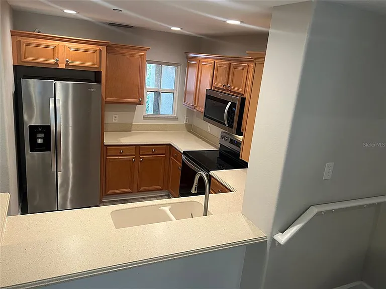 7350 Black Walnut Way — Photo 10
