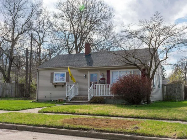 2215 S William St, South Bend, IN 46613