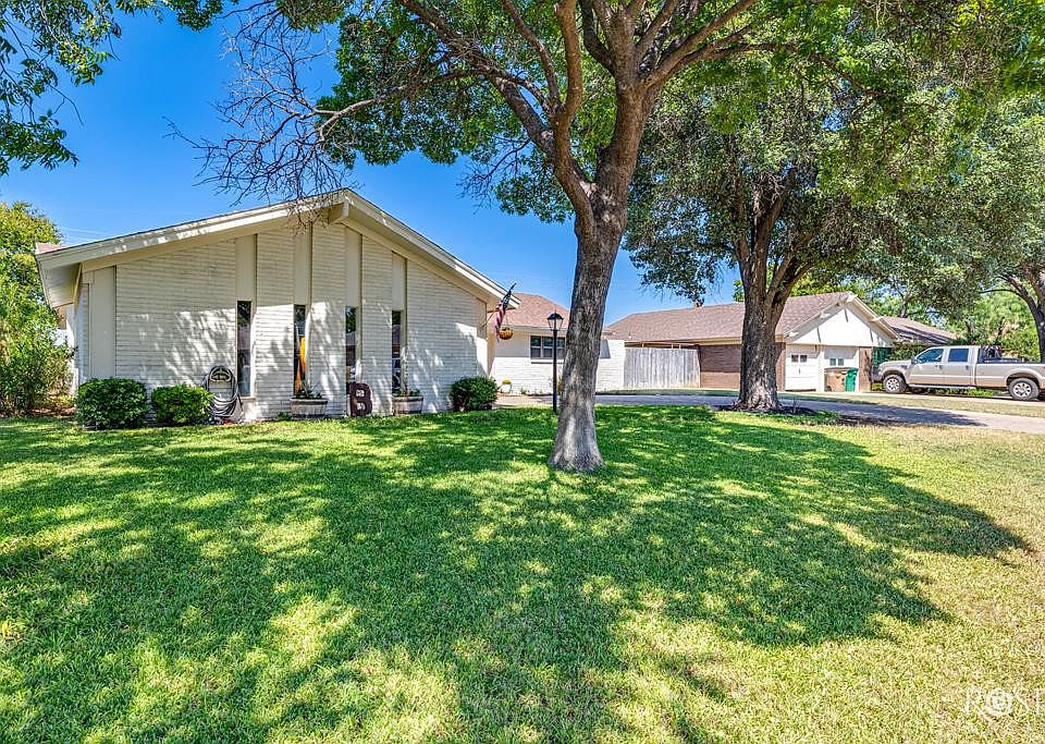 1st image of 3014 Cumberland Dr
