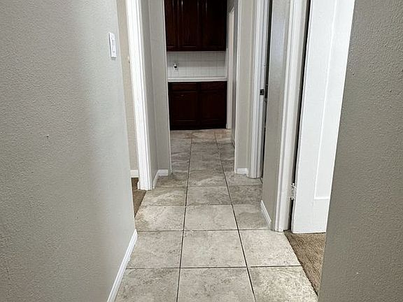 5th image of 2520 Cedar Ave #0