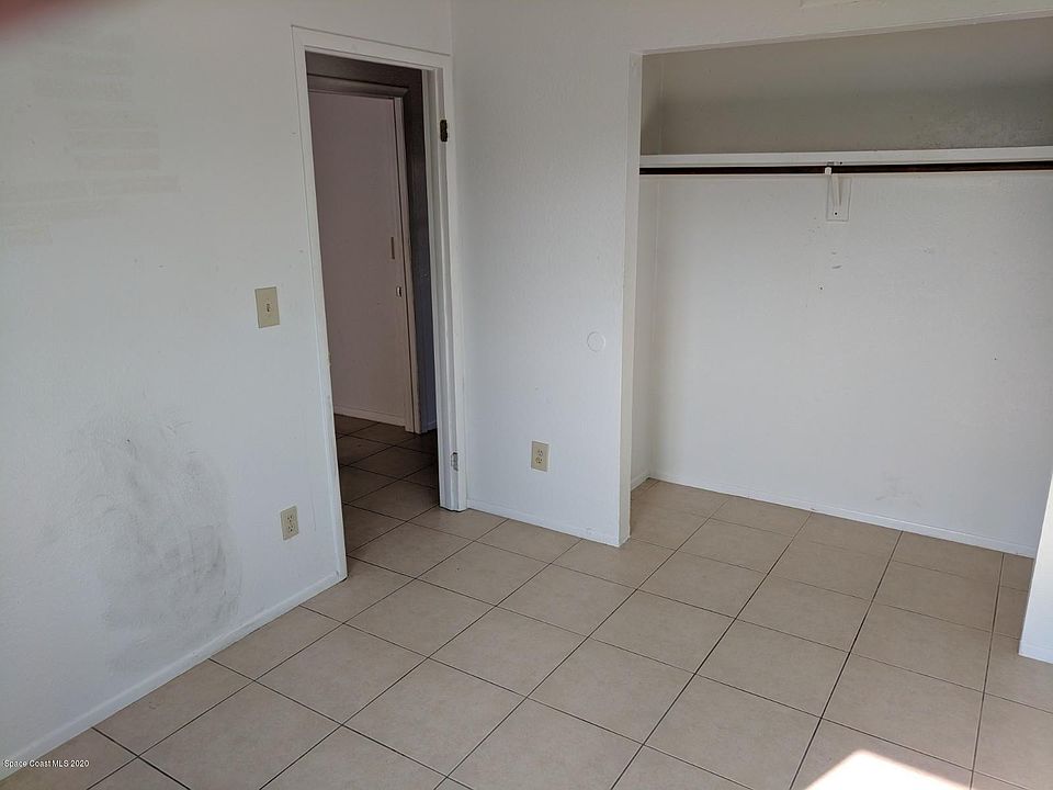 2nd image of 1897 Guava Ave #0