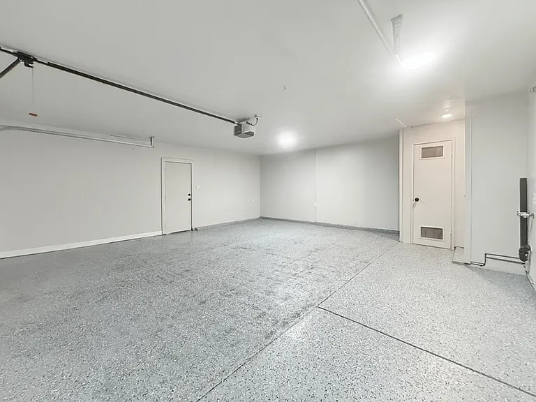 139 Glacier Ct — Photo 13