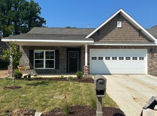744 Snowflower Cir, Pigeon Forge, TN 37863