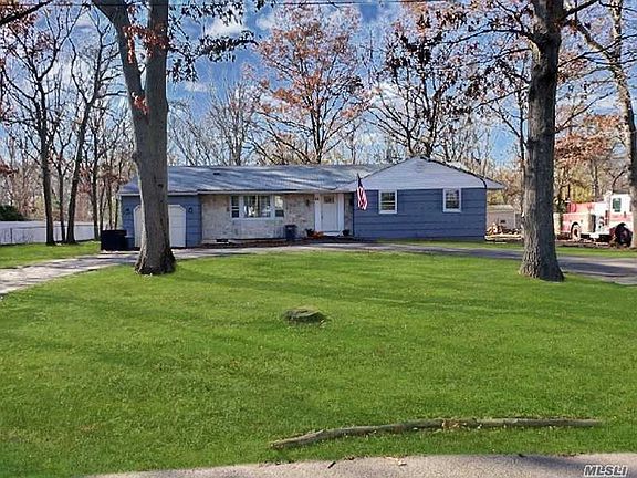 3rd image of 91 Jefferson Ave