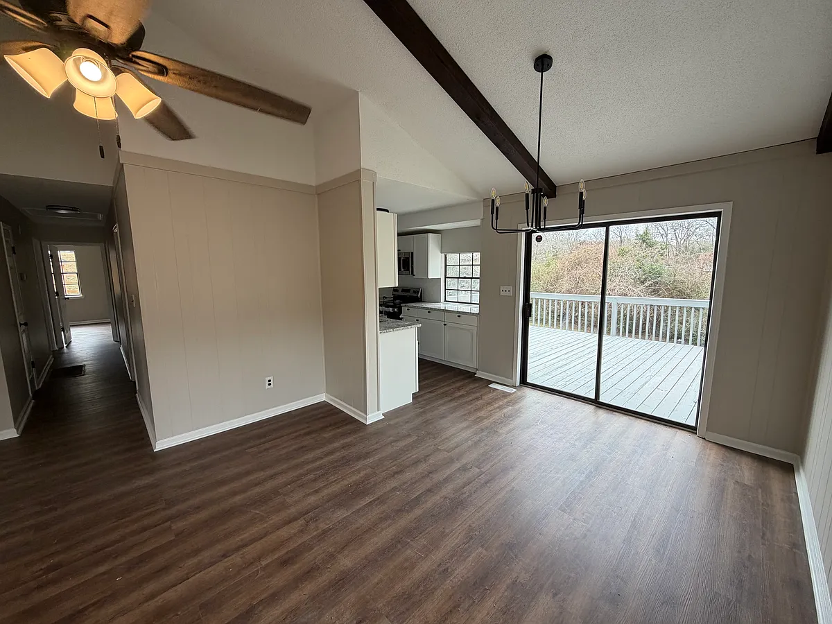 Building Photo - 5278 Willow Ridge Ln