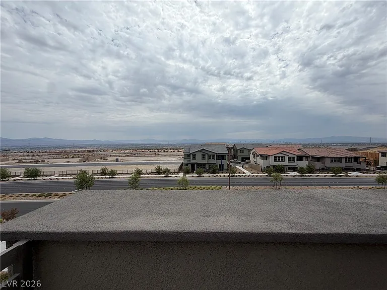 1741 N Desert Foothills Dr — Photo 37