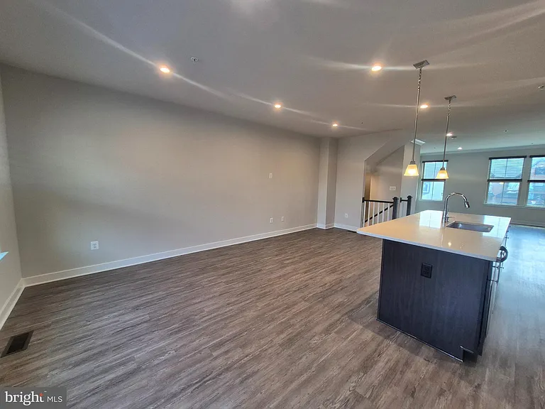 6054 Fallfish Ct — Photo 14