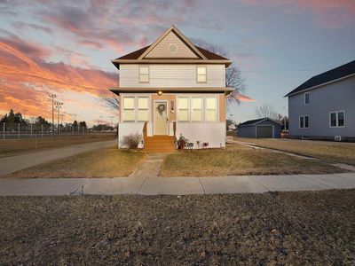 609 Grove St, Beaver Dam, WI, 53916
