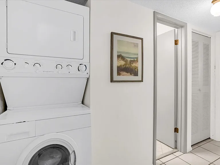 Laundry Room Cabinet