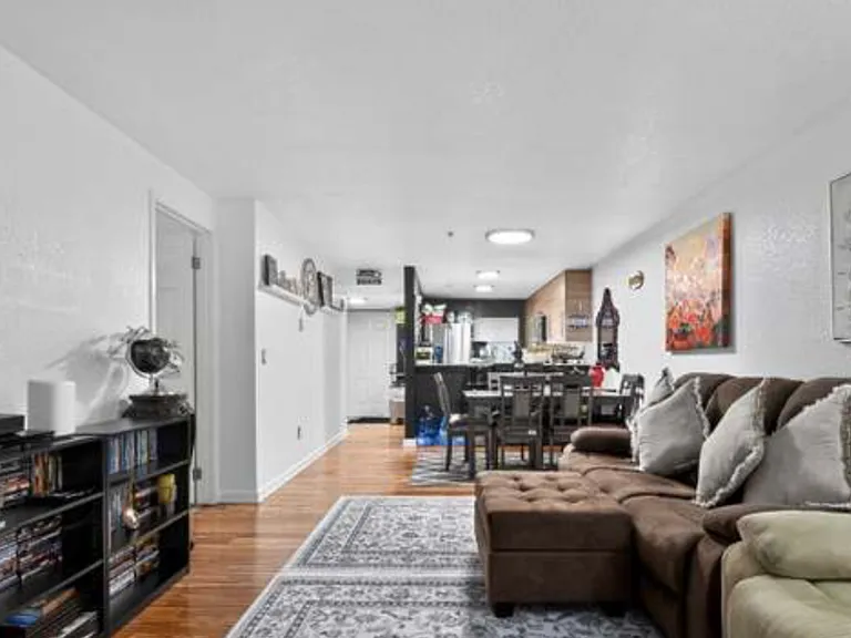 98th Pl S — Photo 7
