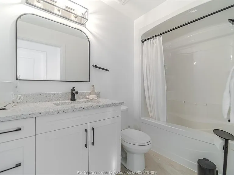 3817 Howard Ave #415 — Photo 12