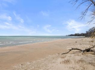 6296 Homestead Dr, Belgium, WI 53004