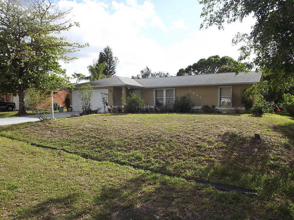 1st image of 1922 SW Morelia Ln