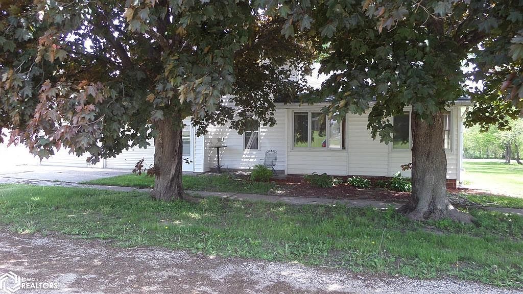 512 Grand St, Gladbrook, IA 50635 Zillow