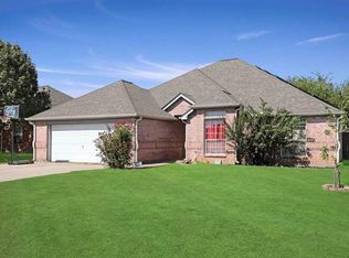 2508 Hillside Dr, Corinth, TX 76210