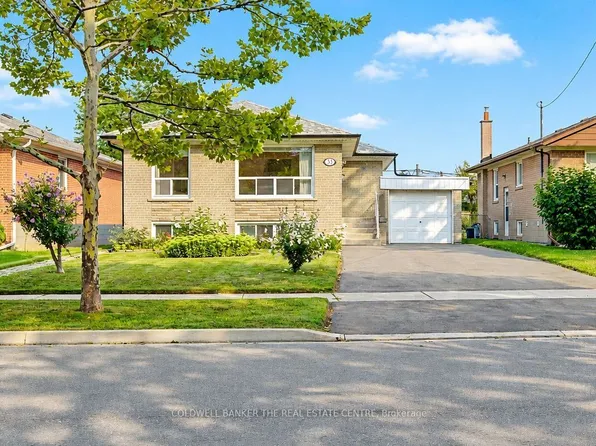 33 Danish Cres, Toronto, ON M9C 4A6