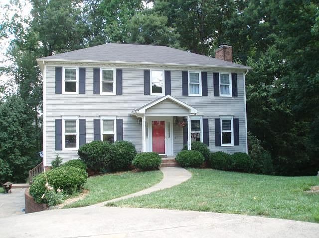 2nd image of 3232 Hickory Ridge Dr