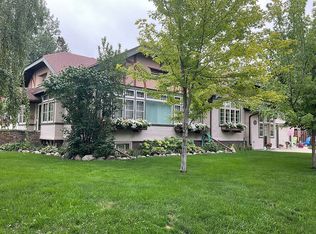 804 5th St NE, Devils Lake, ND 58301