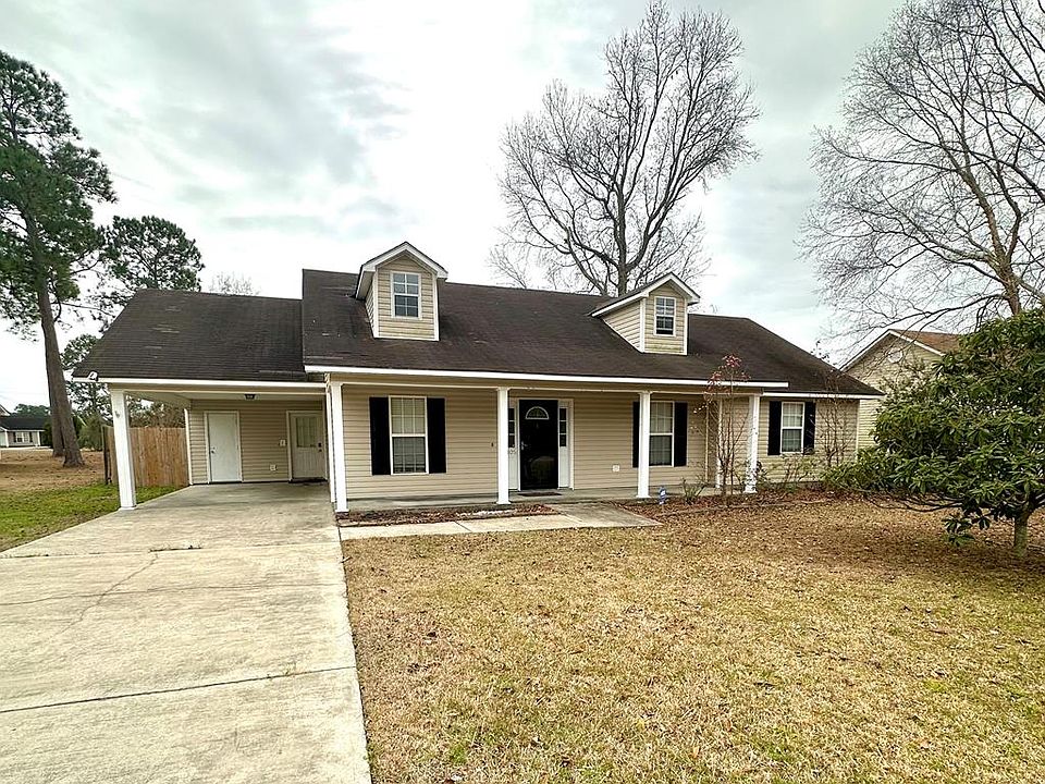 2nd image of 105 Utah Cir