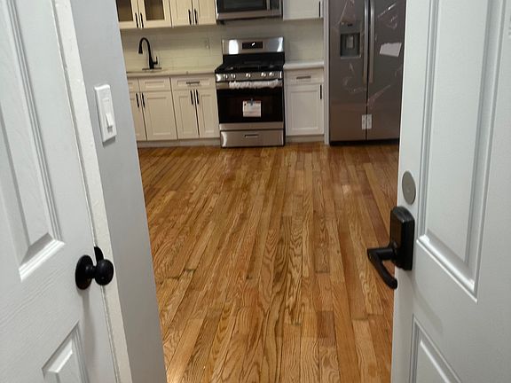 2nd image of 376 Huntington Ave #5