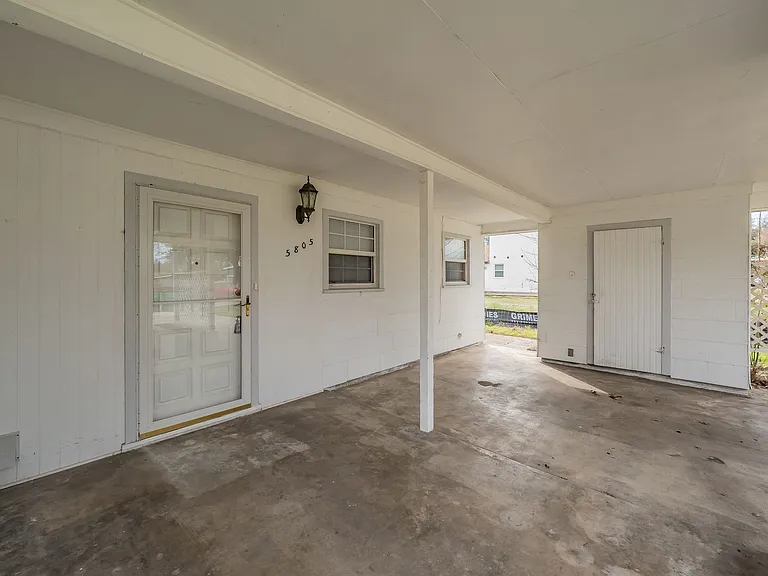 5805 Aton Ave — Photo 5