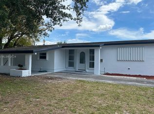 7191 Wilson St, Hollywood, FL 33024