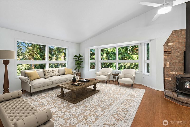4th image of 36508 SE 27th Street