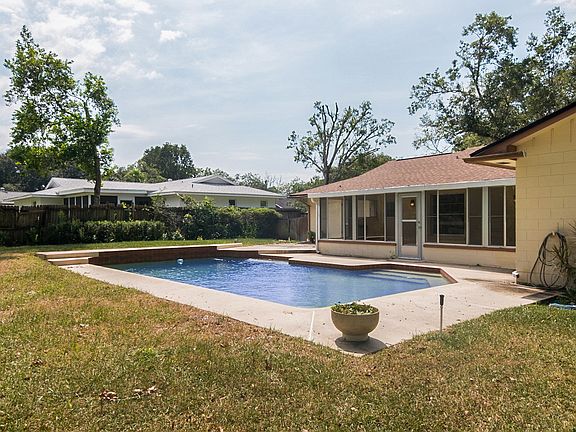 4th image of 2780 Citron Dr