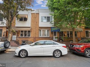 1119 Linn St, Philadelphia, PA 19147