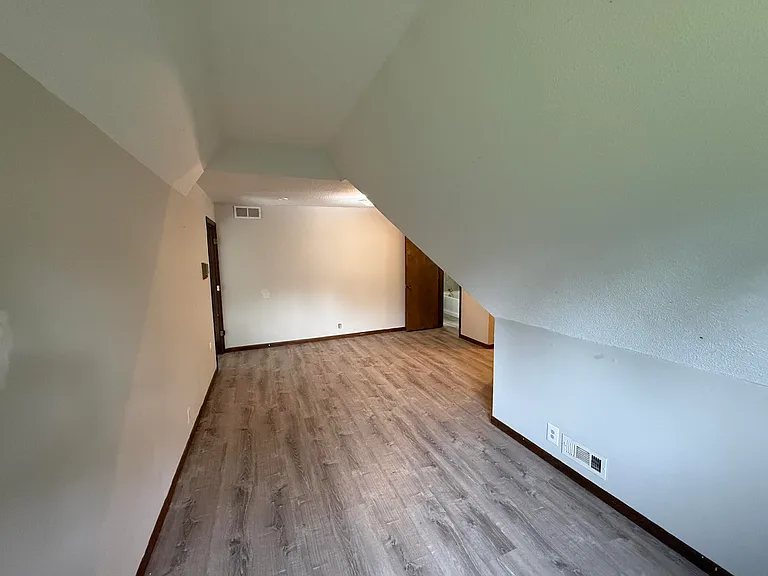 4284 State Road J — Photo 40