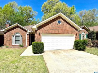 1147 Berwick Rd, Birmingham, AL 35242