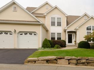 58 Canada Goose Dr, Hackettstown, NJ 07840